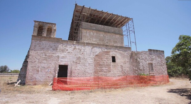 Luoghi del cuore, testa a testa tra la chiesa dei Samari di Gallipoli e il Museo dei Misteri di Campobasso