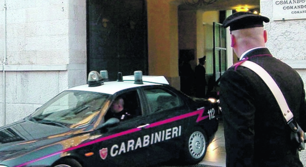 Violenza in città: picchiati un carabiniere e due vigili urbani