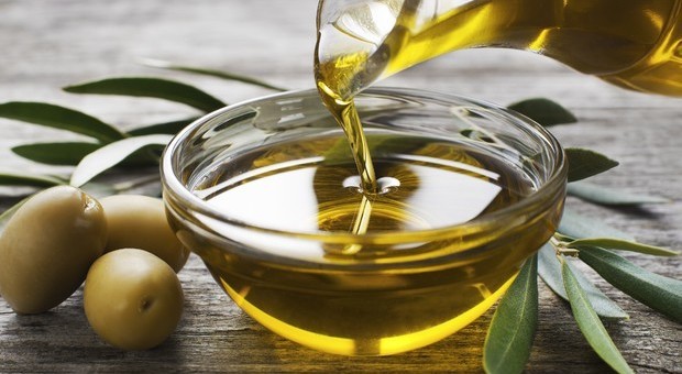 Tumori, l'olio extravergine d'oliva aiuta a prevenire la malattia