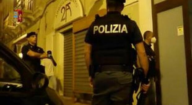 Rapine a tir e portavalori anche con armi da guerra, blitz a Cerignola: 17 arresti
