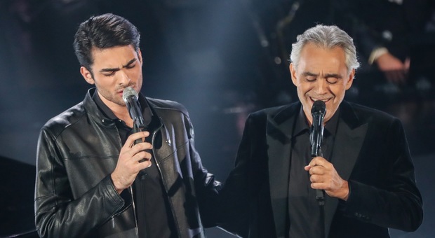 Sanremo 2019, il figlio di Andrea Bocelli fa impazzire i social: «Matteo, ti sposerei»