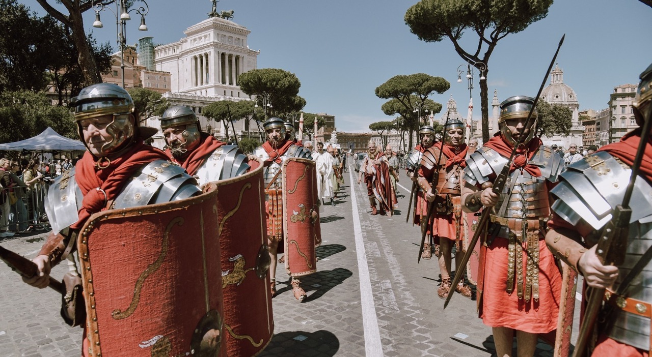 Natale di Roma, sfila il Gruppo Storico II Legio Augusta di Lizzanello
